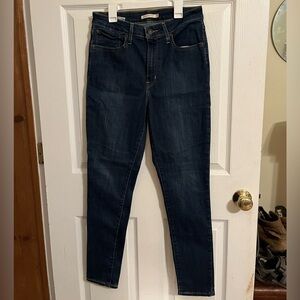 Women's Blue Levi Jeans